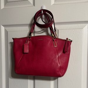 COACH Pebble Leather Shoulder Bag in Fuchsia